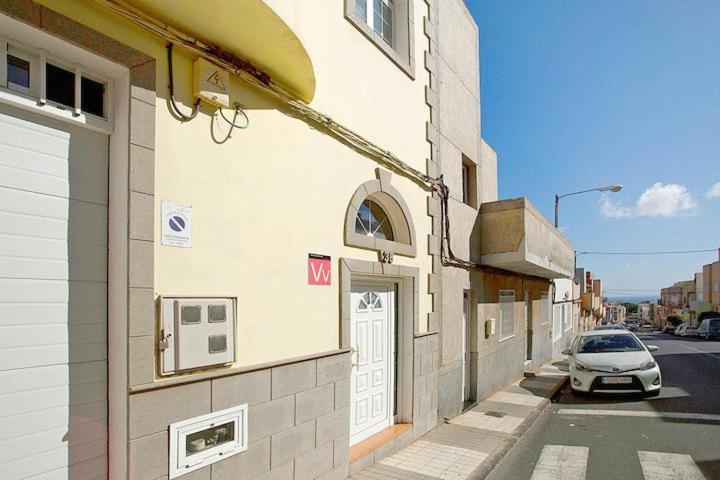 Aeropuerto Gran Canaria Apartamento Vacacional Carrizal エクステリア 写真